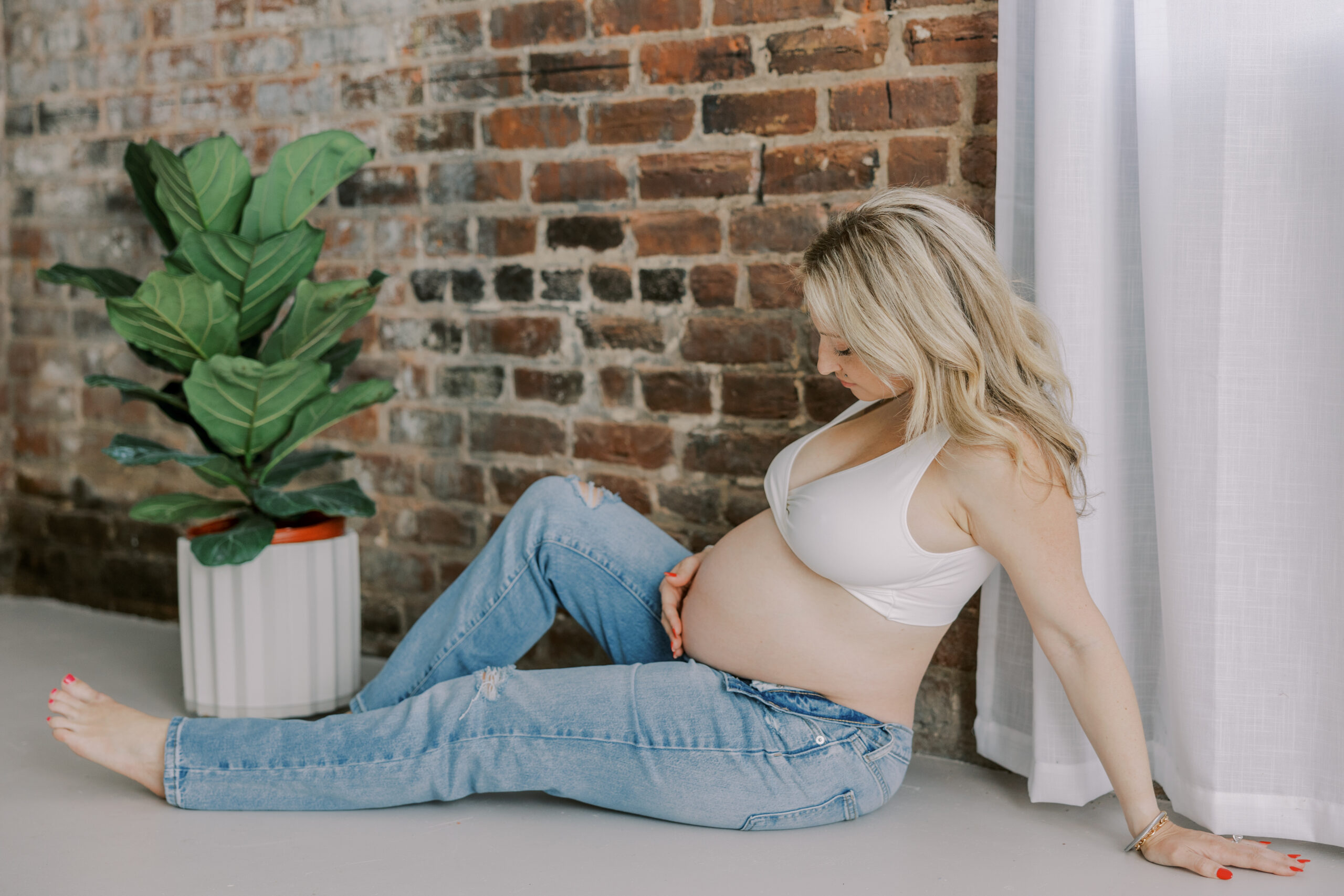 Boudoir Photography Studio in Richmond: Rental Considerations at The Studio on Broad