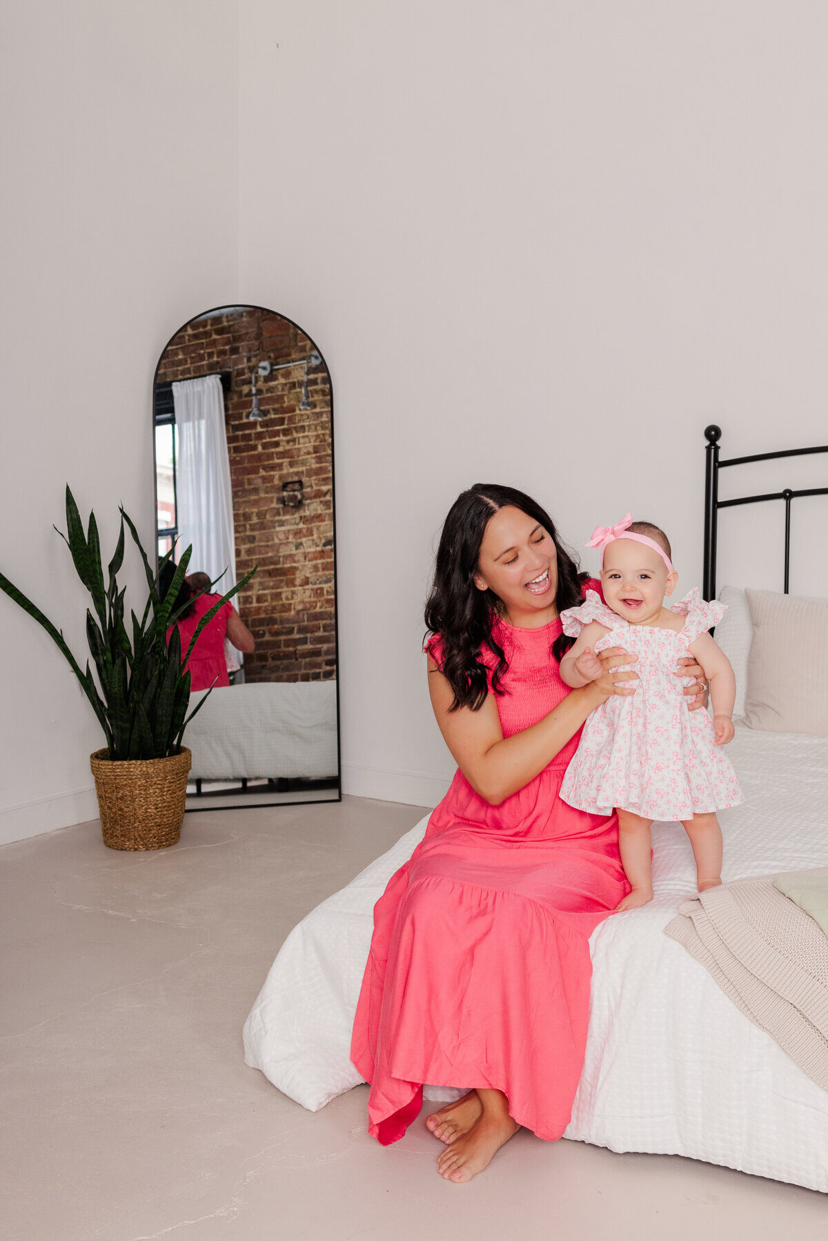 Photo session at The Studio on Broad, image 24