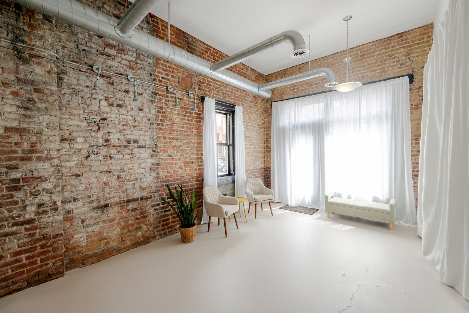 Editorial photography at The Studio on Broad